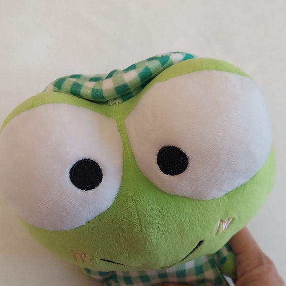 Sanrio Green Frog Plush - Picture 6 of 6